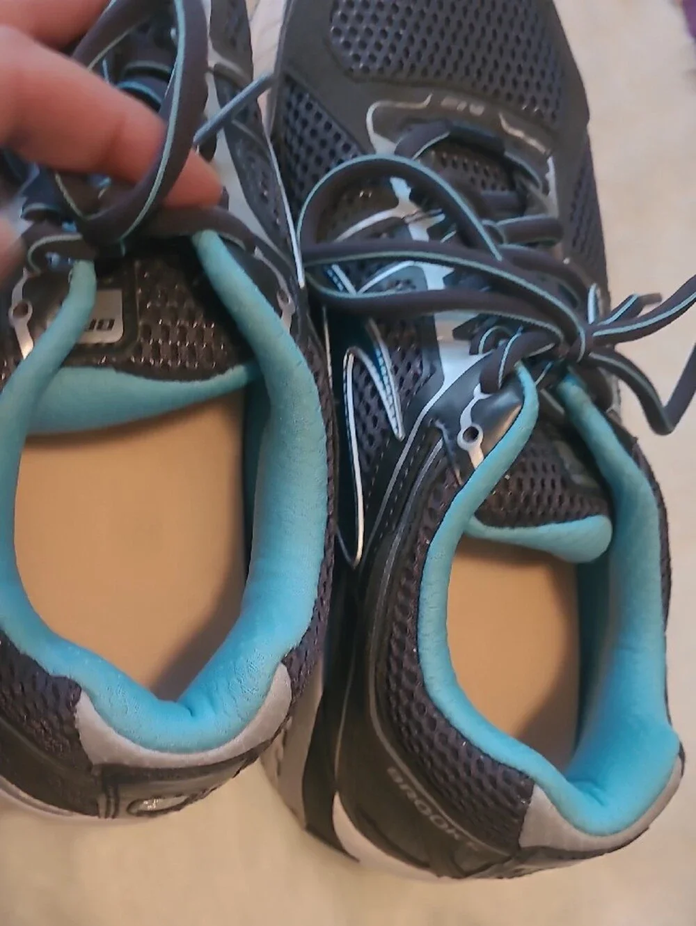 Brooks Gray & Teal Addiction 12 DNA Lace Up  Running Shoes 7.5 Extra Wide